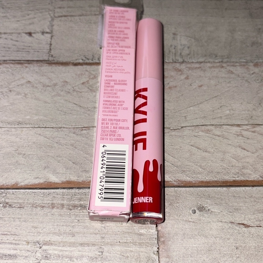Kylie Jenner Lip Shine Don't @ Me (416) - Picture 8 of 10